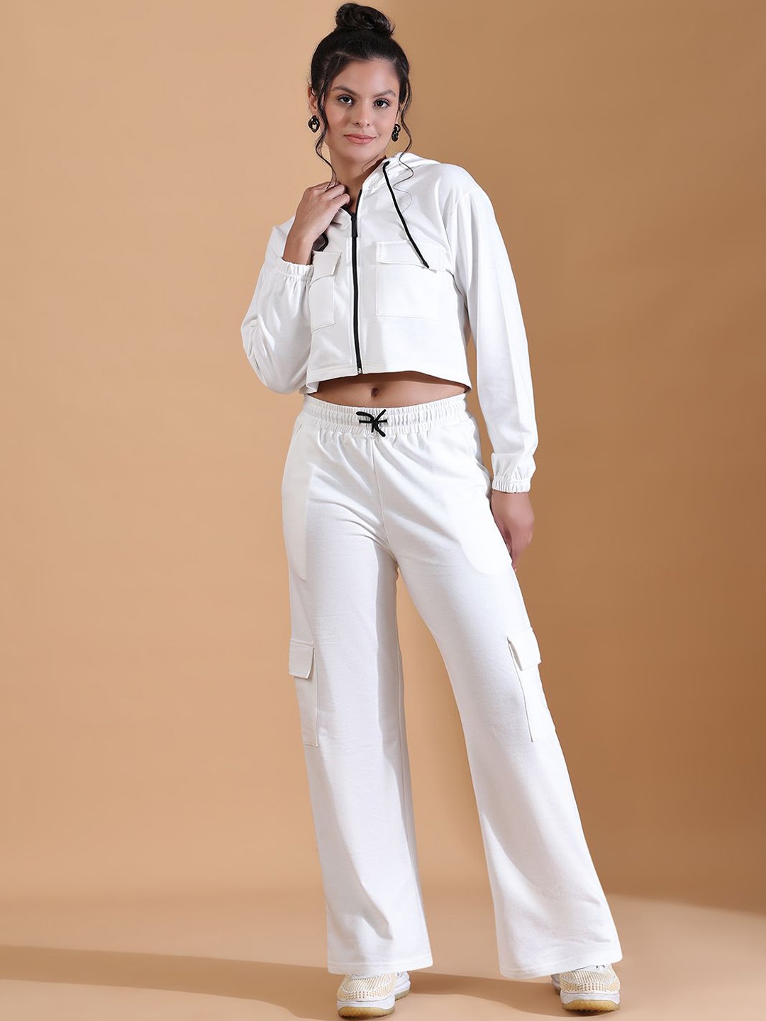 

Aesthetic Bodies Hooded Mid-Rise Sweatshirt & Trousers, White