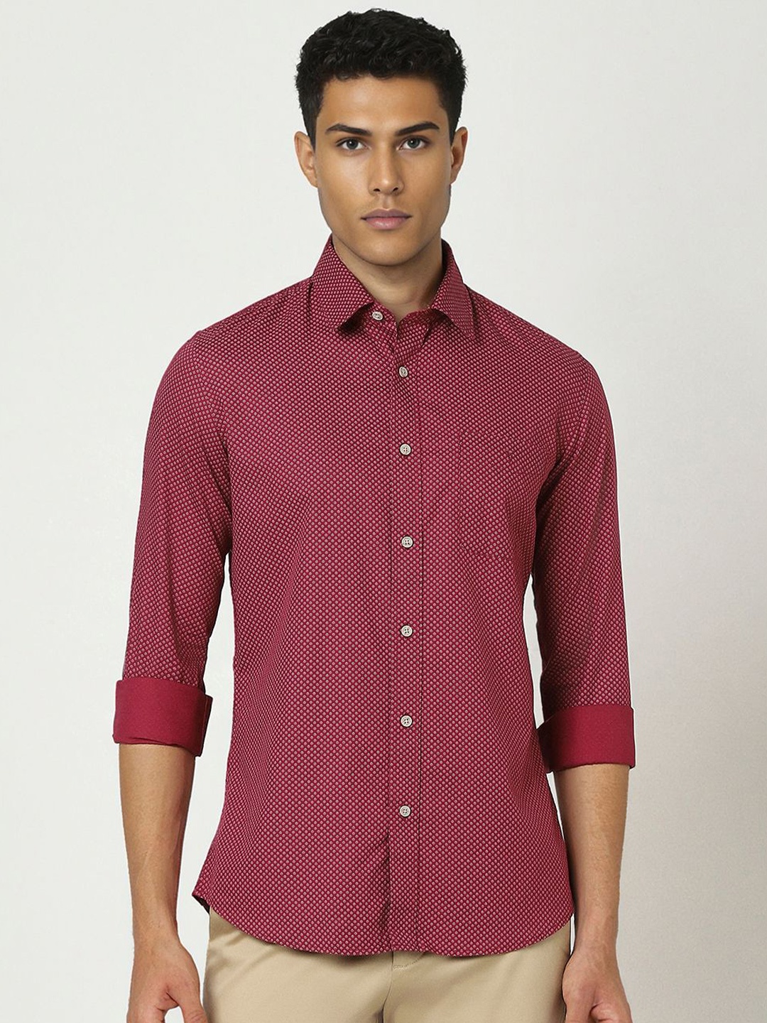 

Van Heusen Sport Men Slim Fit Opaque Printed Casual Shirt, Maroon
