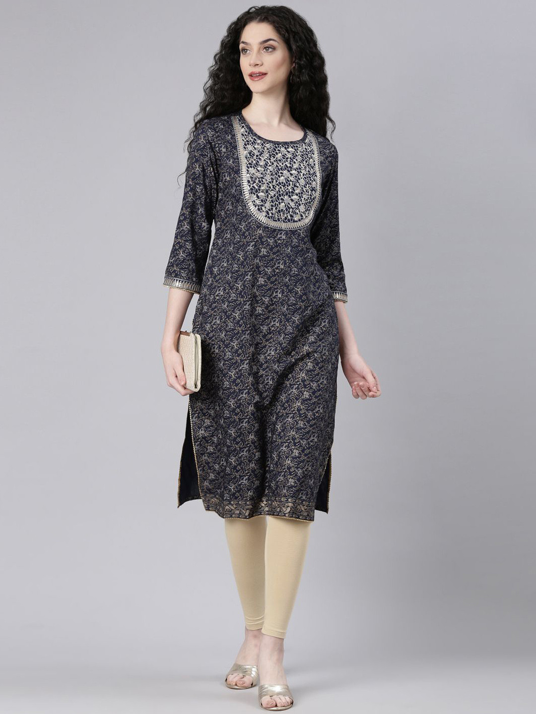 

Souchii Ethnic Motifs Embroidered Round Neck Thread Work Straight Kurta, Navy blue