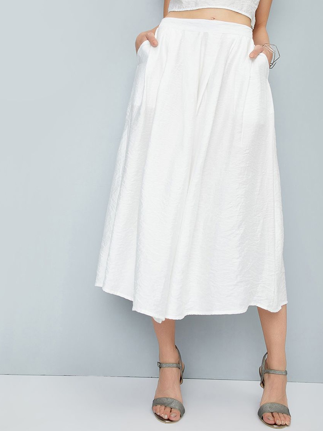 

max Women Woven Flared Midi Skirt, Off white