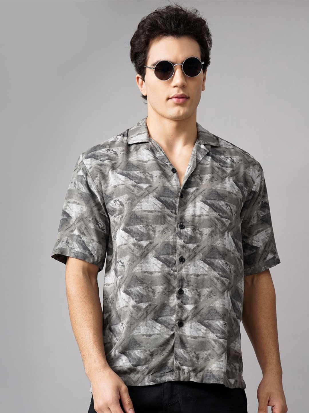

PAUL STREET Men Relaxed Cuban Collar Abstract Printed Oversized Casual Shirt, Grey