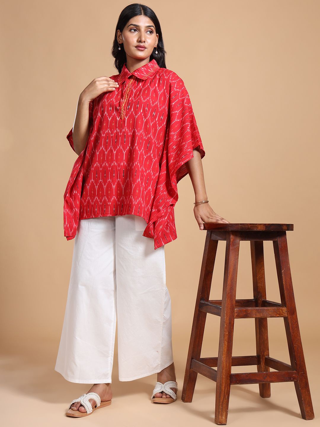 

THE WEAVE TRAVELLER Women Ethnic Motifs Handloom Cotton Kaftan Top, Red