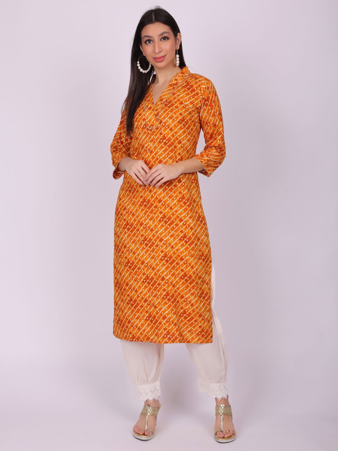 

Navvi Women Leheriya Printed Pure Cotton Kurta, Orange