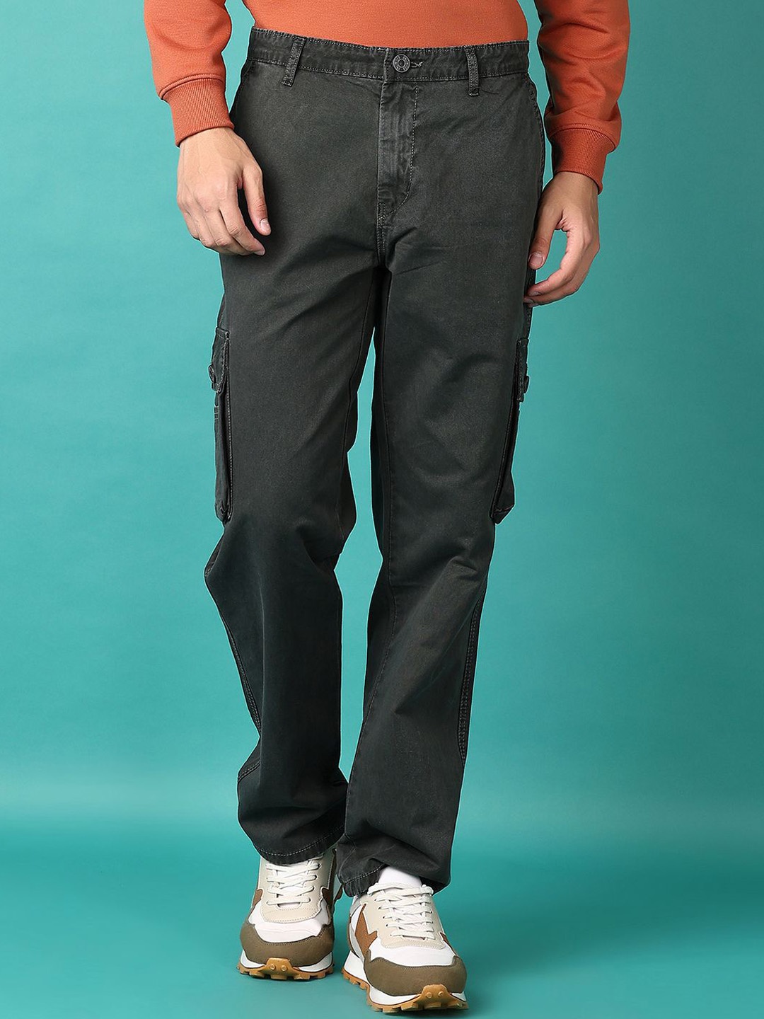 

V-Mart Men Cotton Mid-Rise Regular Fit Cargos Trousers, Grey