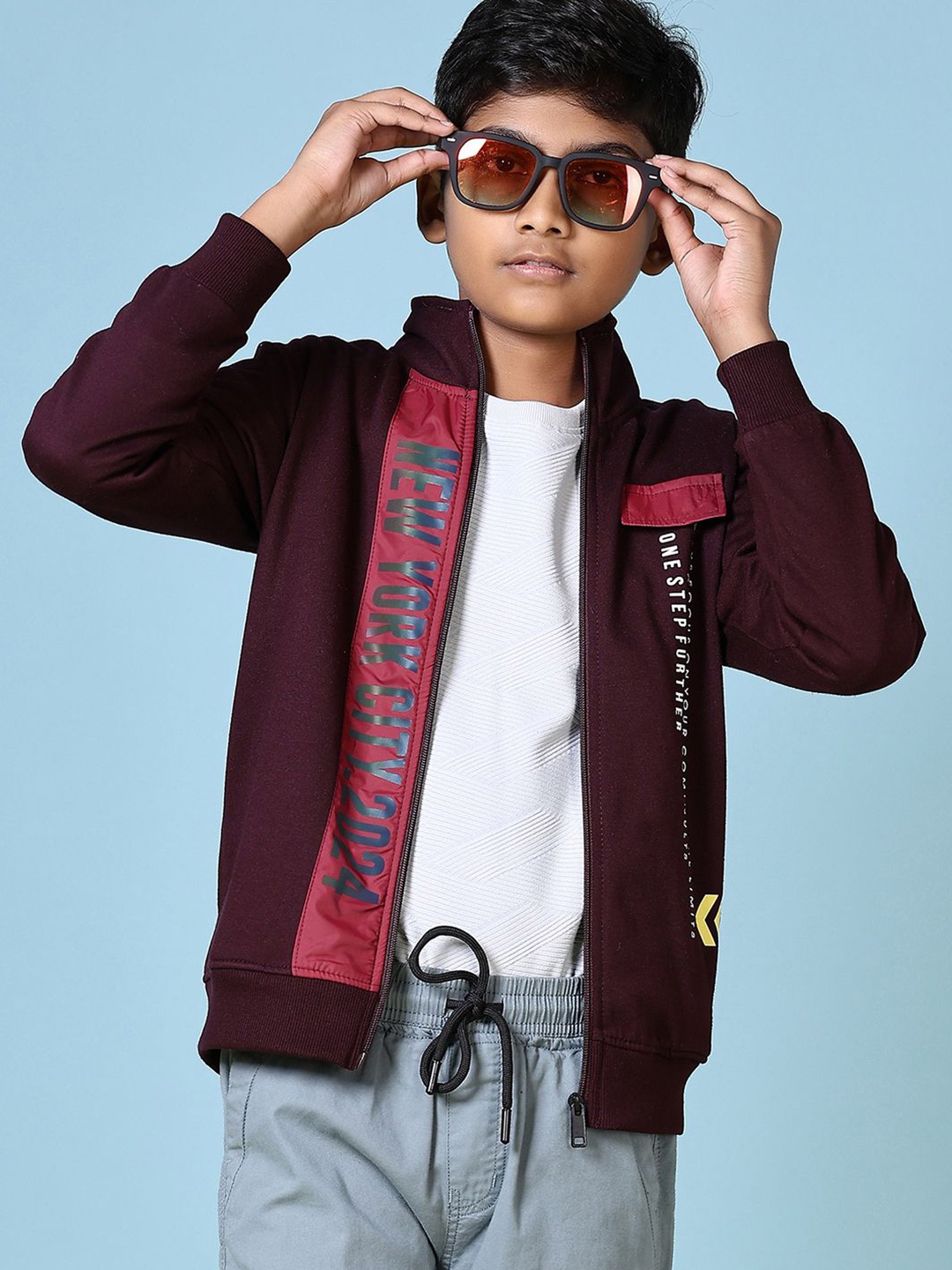 

V-Mart Boys Cotton Printed Sweatshirt, Maroon