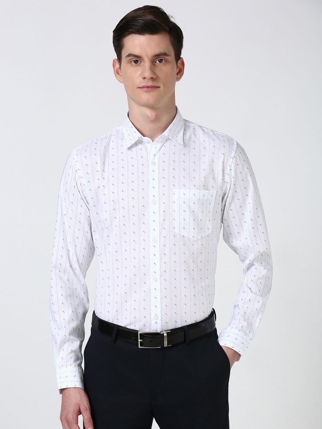 

Peter England Men Spread Collar Micro Ditsy Printed Cotton Slim Fit Casual Shirt, White