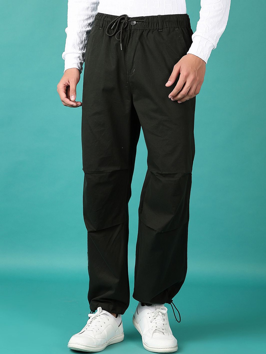 

V-Mart Men Cotton Regular Fit Trousers, Green