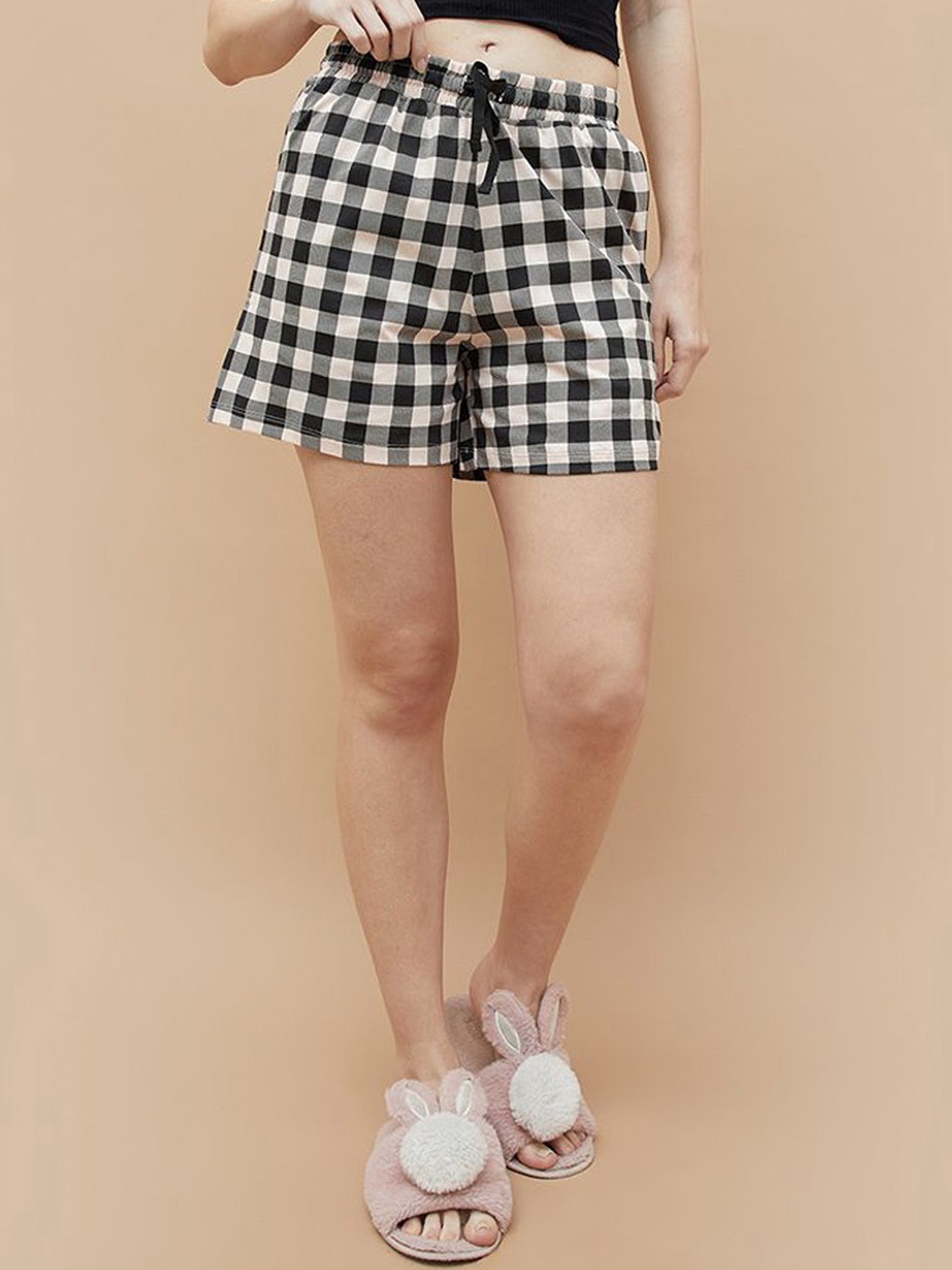 

Ginger by Lifestyle Women Checked Printed Shorts, Peach
