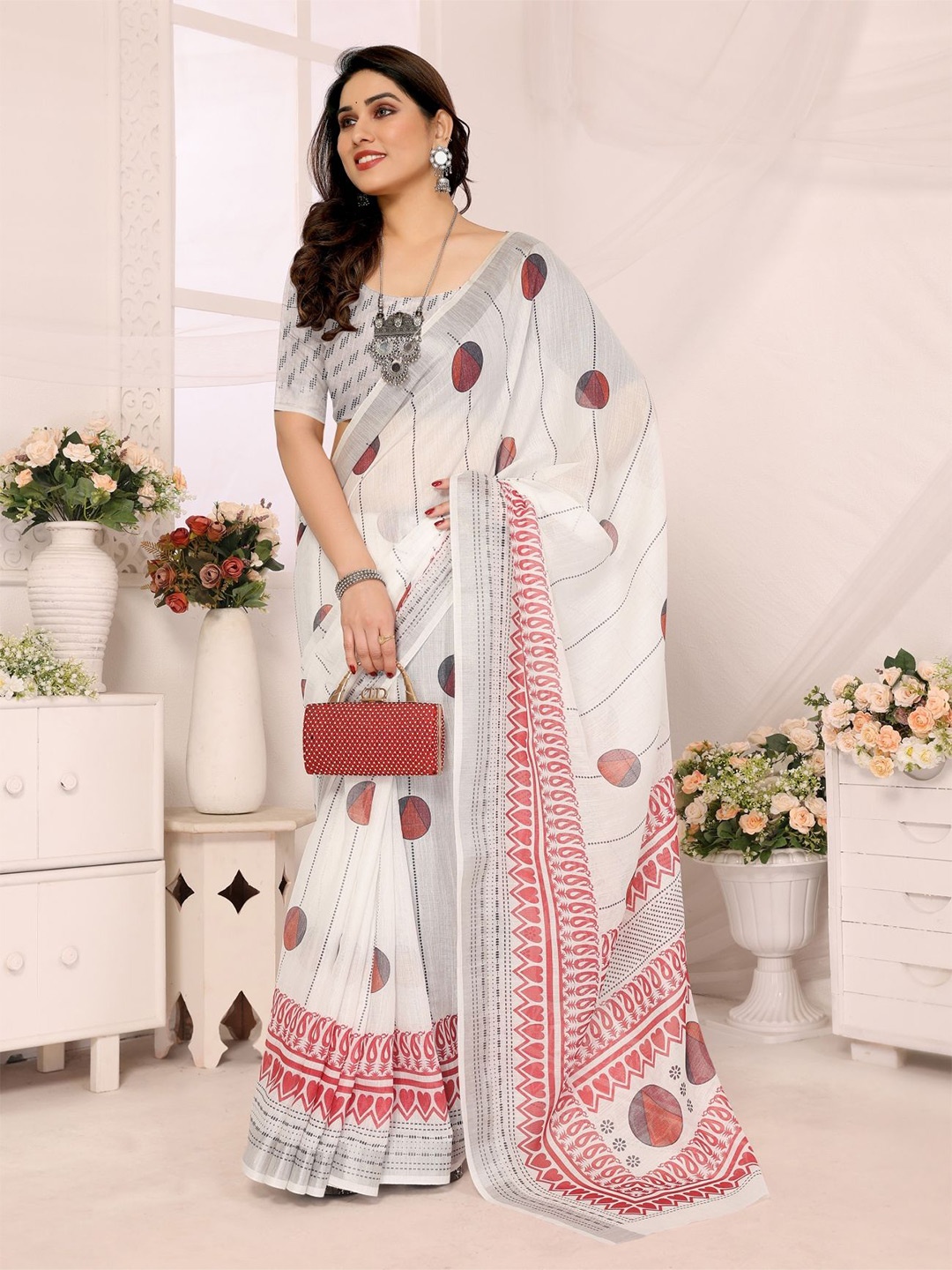 

vj fashion Floral Printed Linen Blend Saree, White