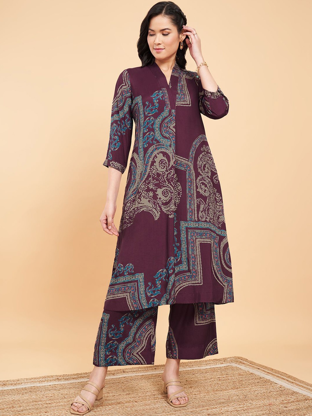 

Marigold Lane Floral Printed Kantha Work Kurta with Palazzo, Purple