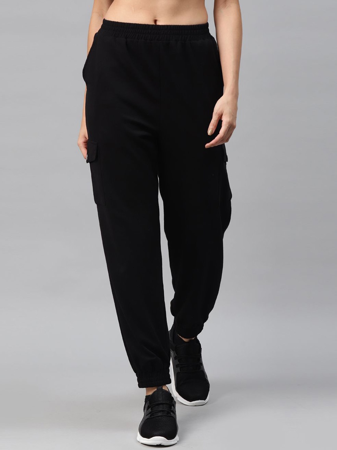 

Laabha Women Regular Fit Mid-Rise Joggers, Black