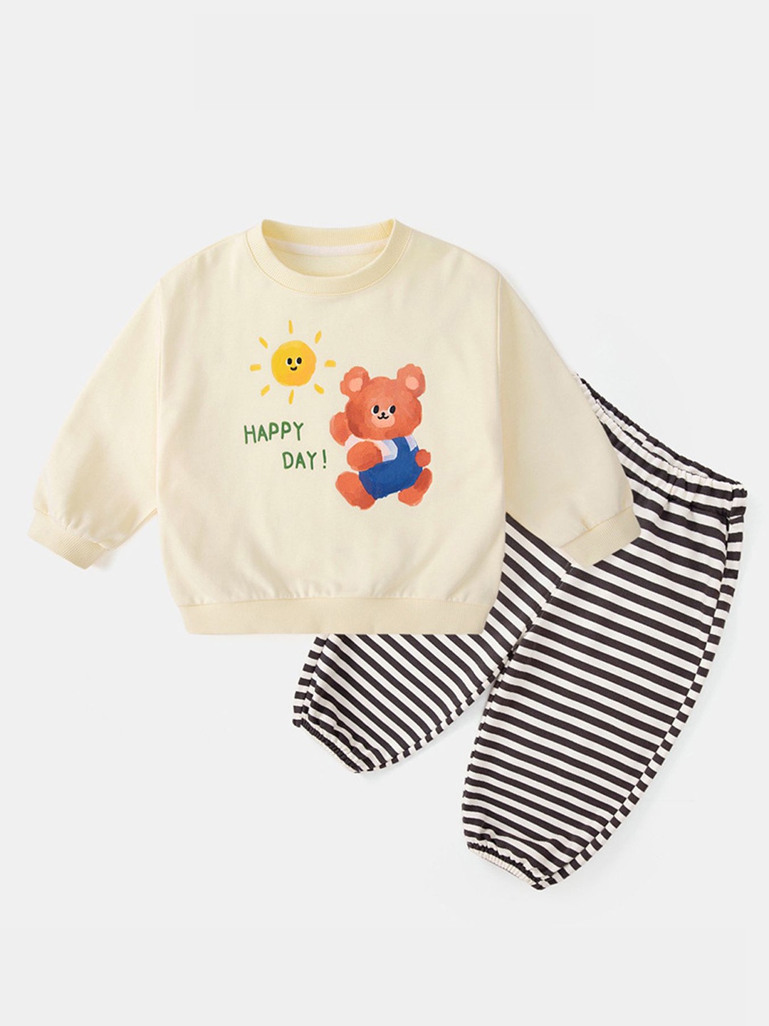 

LULU & SKY Girls Printed Round Neck Long Sleeves Sweatshirt With Jogger, Off white