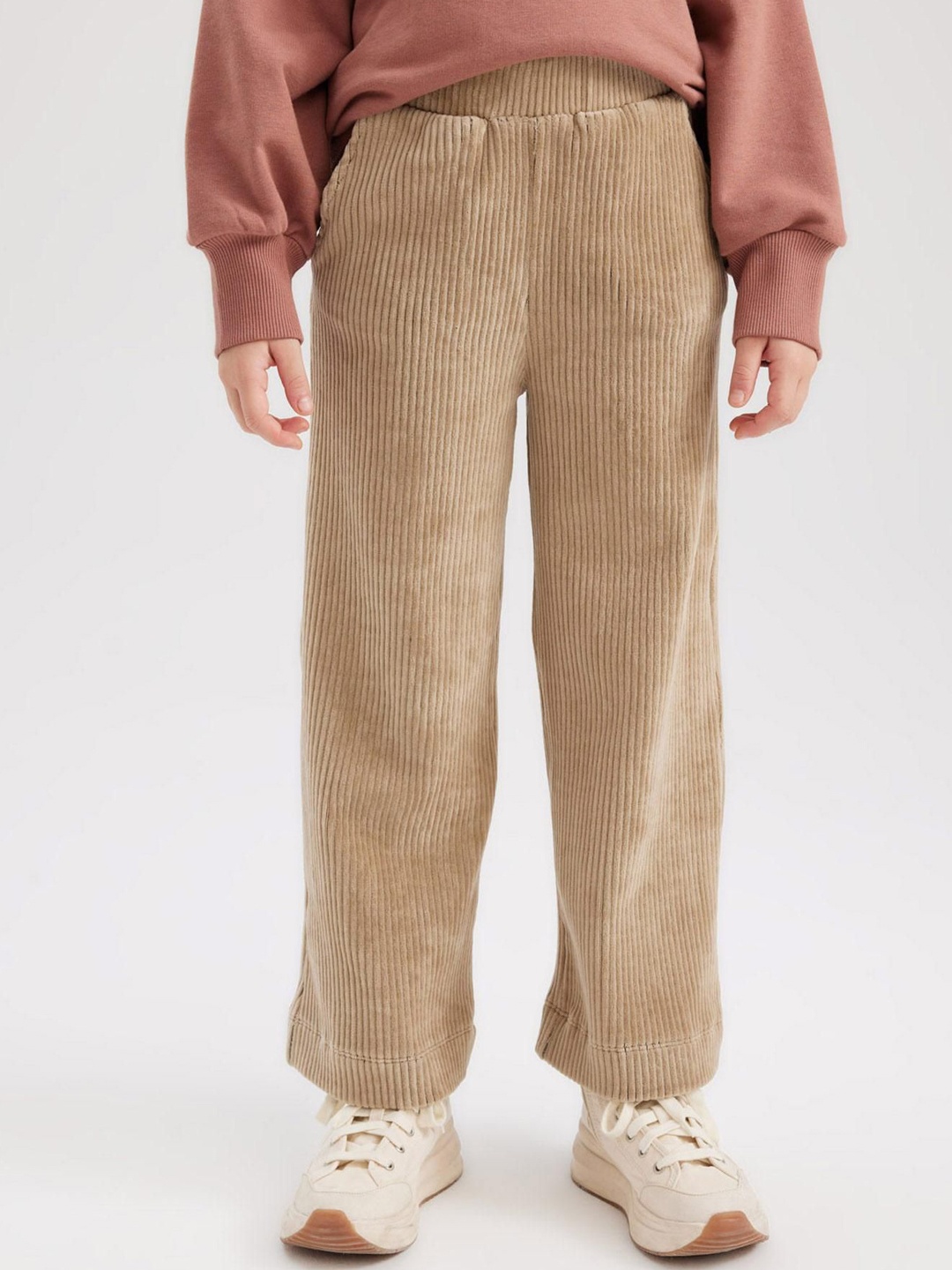 

DeFacto Girls Mid-Rise Regular Fit Regular Trouser, Beige