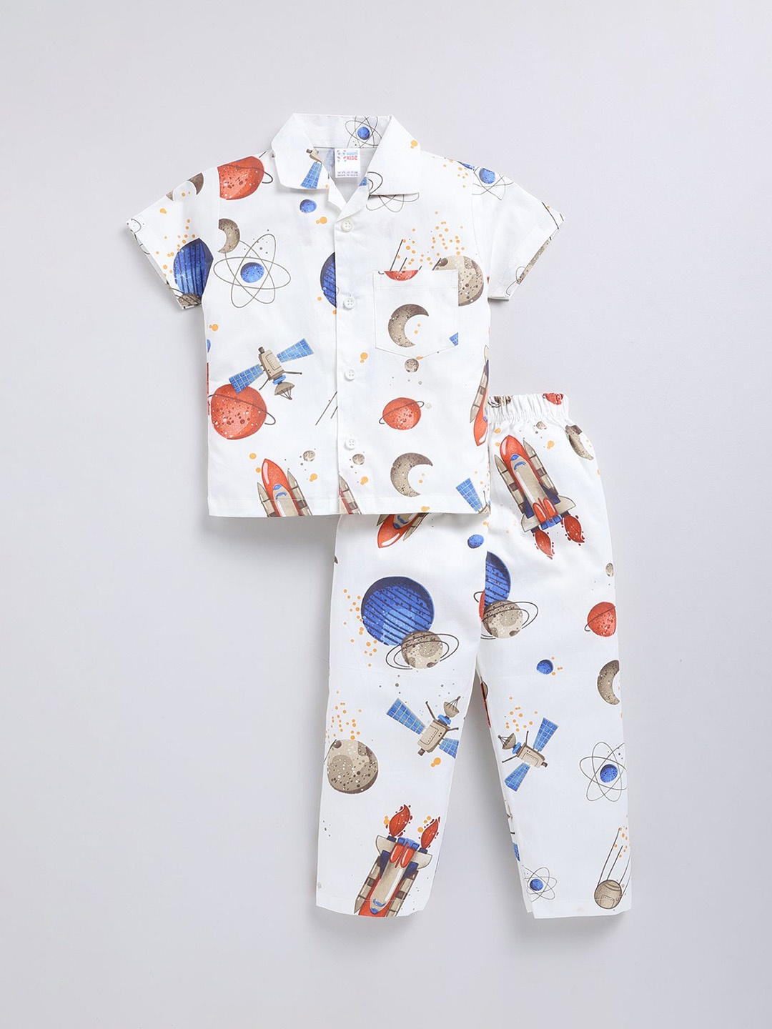 

NAUTI KIDZ Boys Printed Pure Cotton Night suit, White