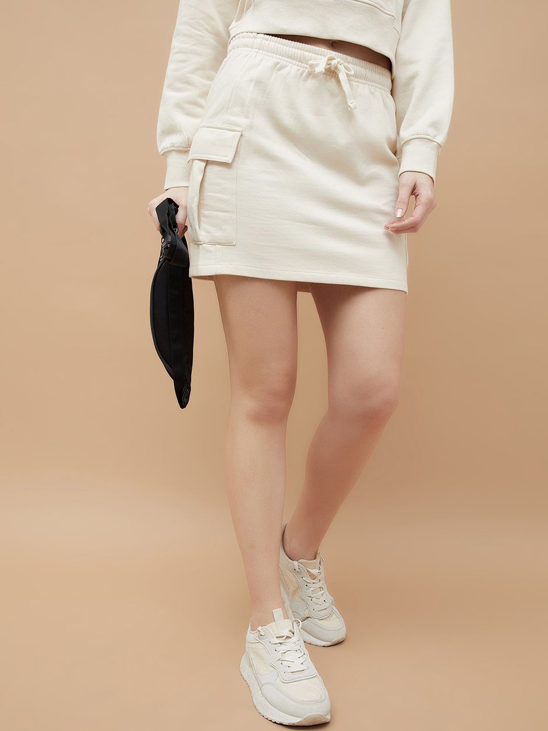

Ginger by Lifestyle Women Pencil Mini Skirt With Pocket Detail, Off white