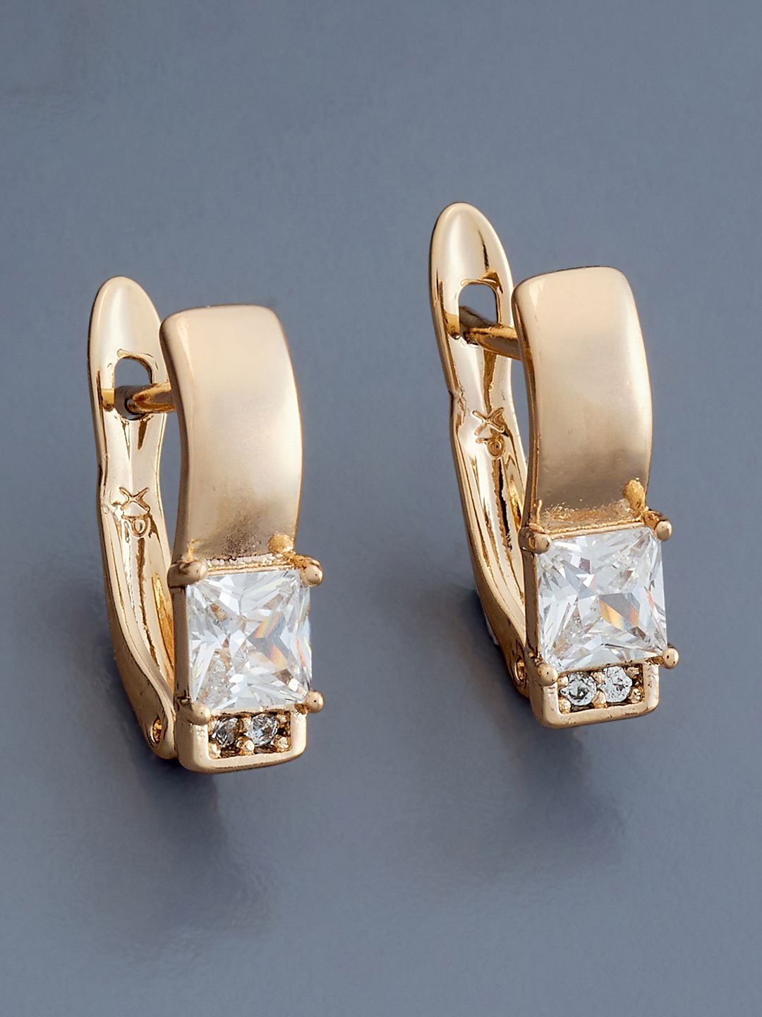 

Kushal's Fashion Jewellery Gold-Plated Zircon Geometric Hoop Earrings