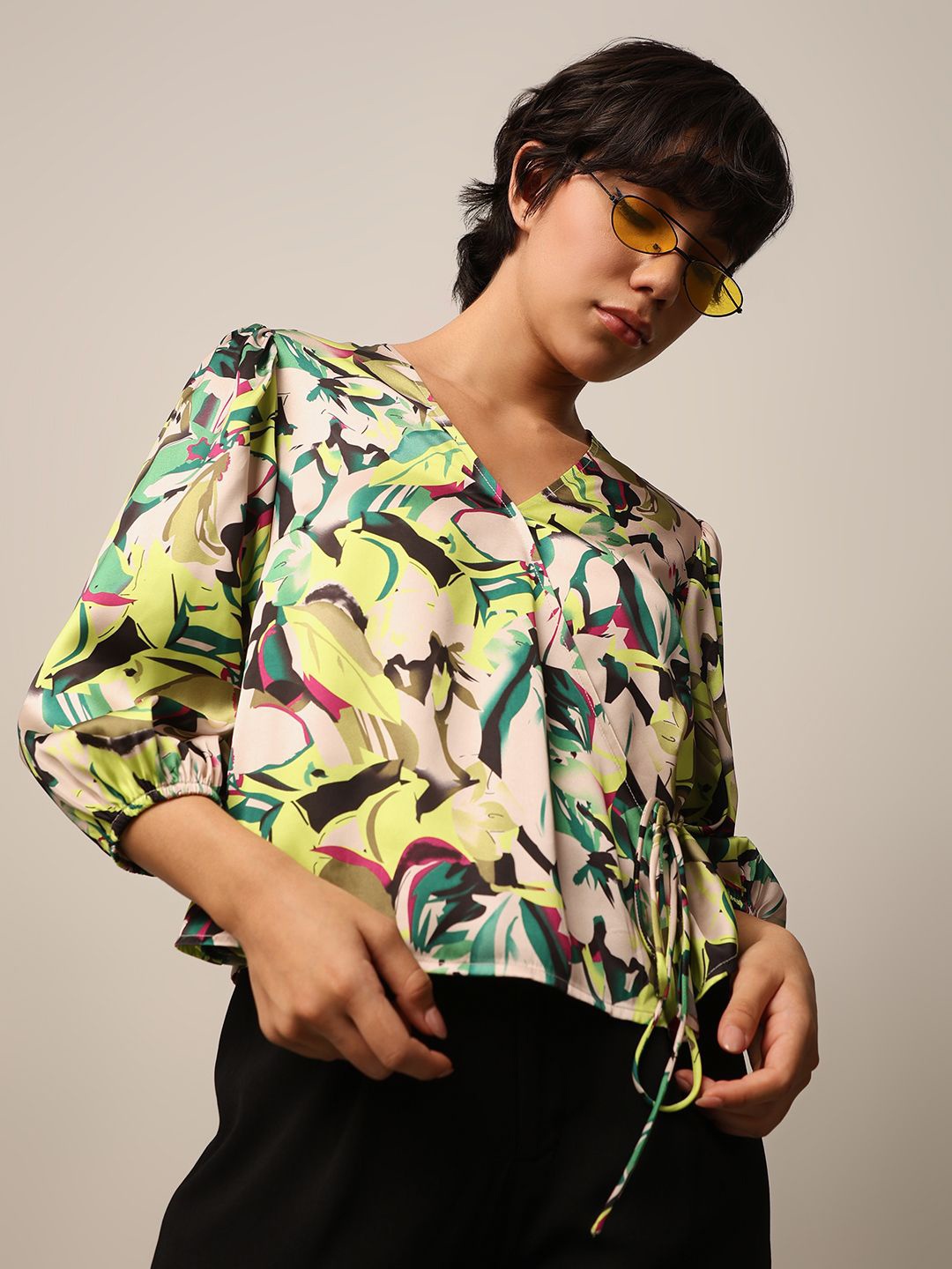 

ONLY Printed Puff Sleeve Satin Wrap Top, Lime green