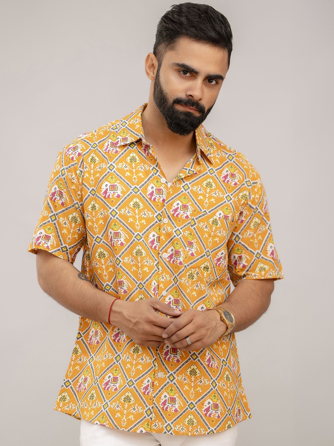 

Shedika Men Custom Spread Collar Ethnic Motifs Printed Casual Shirt, Yellow