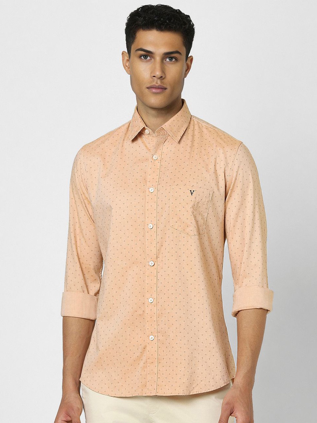 

Van Heusen Sport Men Slim Fit Opaque Printed Casual Shirt, Peach