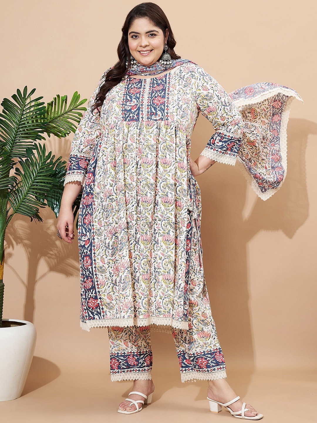 

Vbuyz Beige Floral Printed Round Neck Regular Kurta With Trouser With Dupatta, Blue
