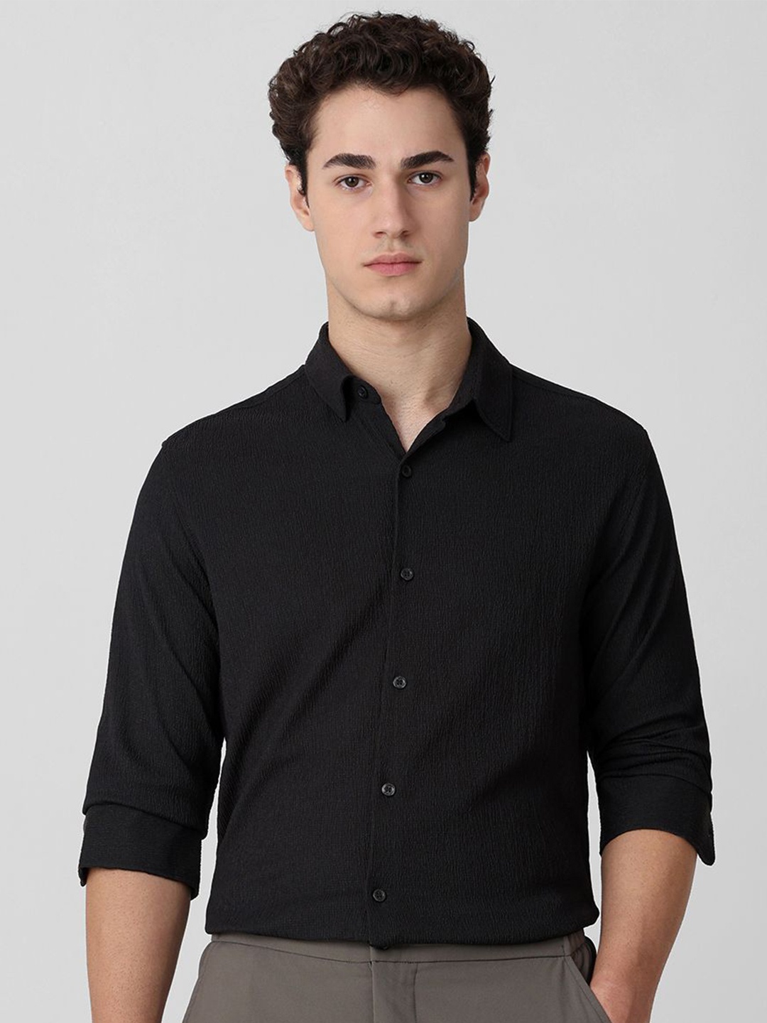 

Mufti Men Cutaway Collar Textured Slim Fit Casual Shirt, Black