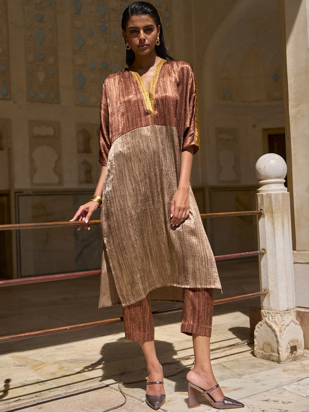 

Dash and Dot Colourblocked Lam Blocked V-Neck Tunic With Trouser, Copper