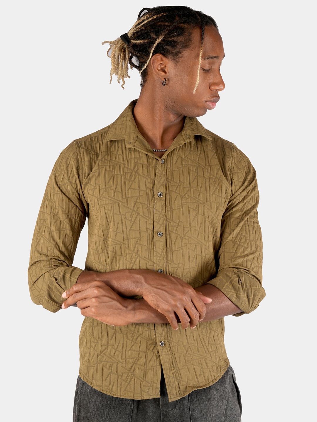 

BOTABOCHI Men Comfort Spread Collar Textured Cotton Casual Shirt, Khaki