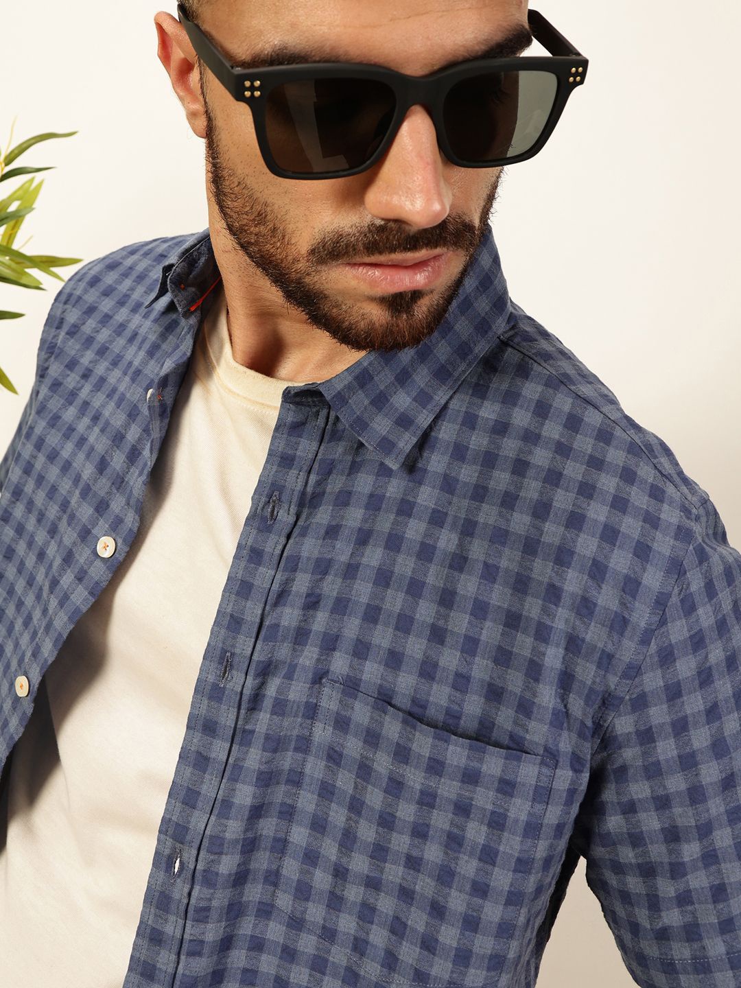 

Thomas Scott Men Premium Spread Collar Gingham Checked Cotton Casual Shirt, Navy blue