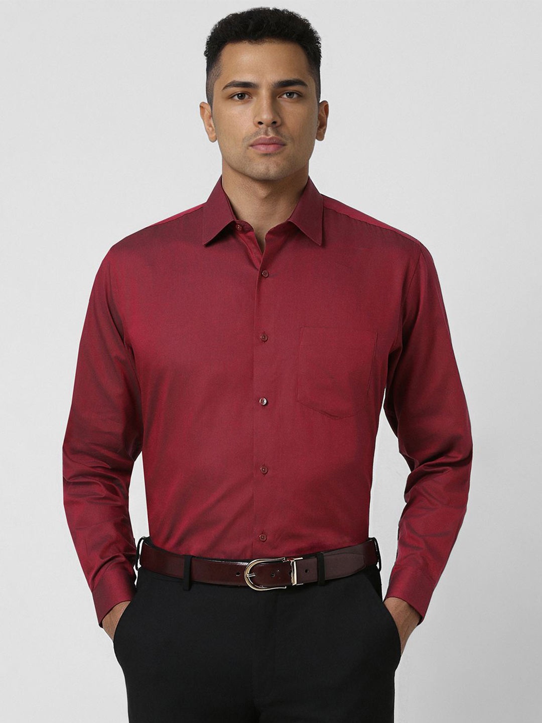 

Van Heusen Men Spread Collar Solid Cotton Slim Fit Formal Shirt, Maroon