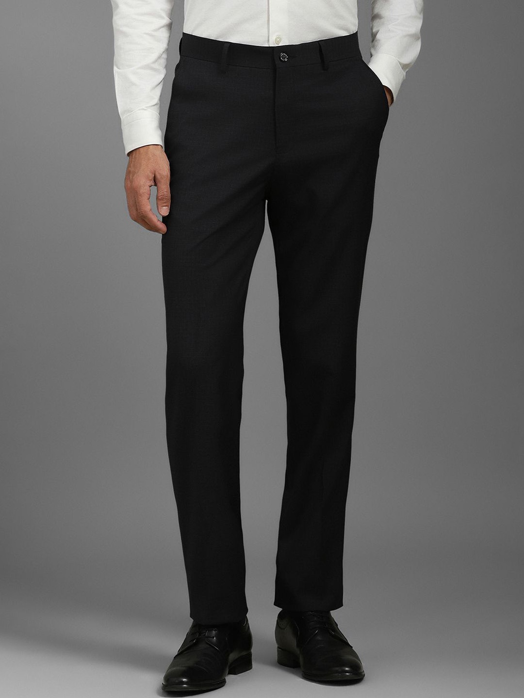 

Louis Philippe Men Mid-Rise Slim Fit Regular Trousers, Black
