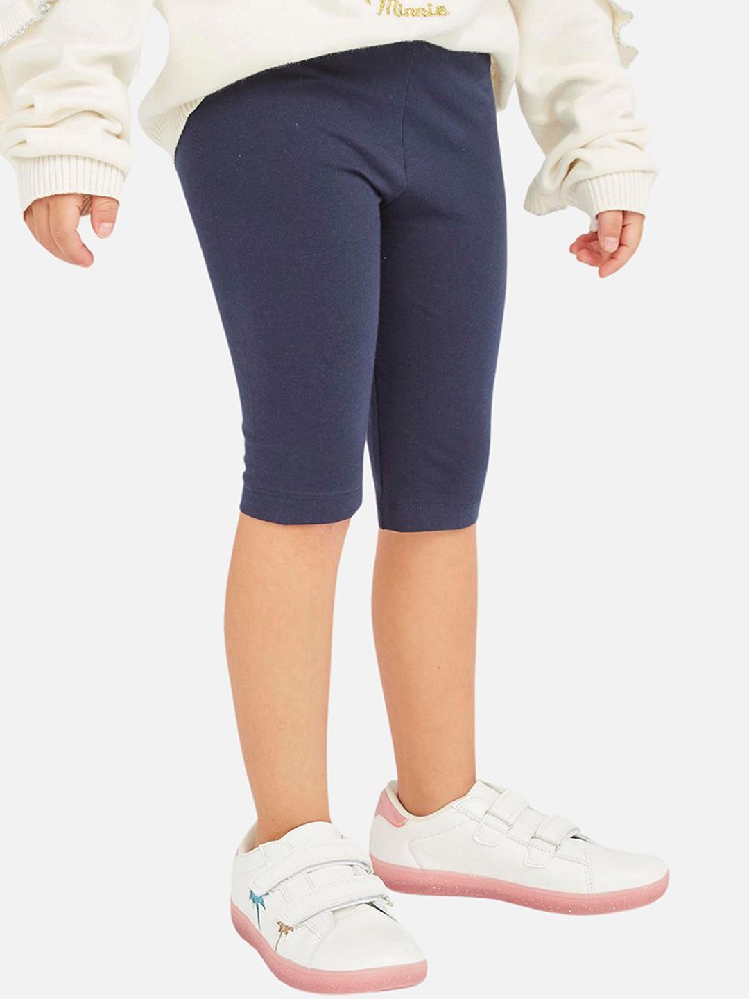 

Juniors by Babyshop Girls Cotton Mid-Rise Knee Length Shorts, White