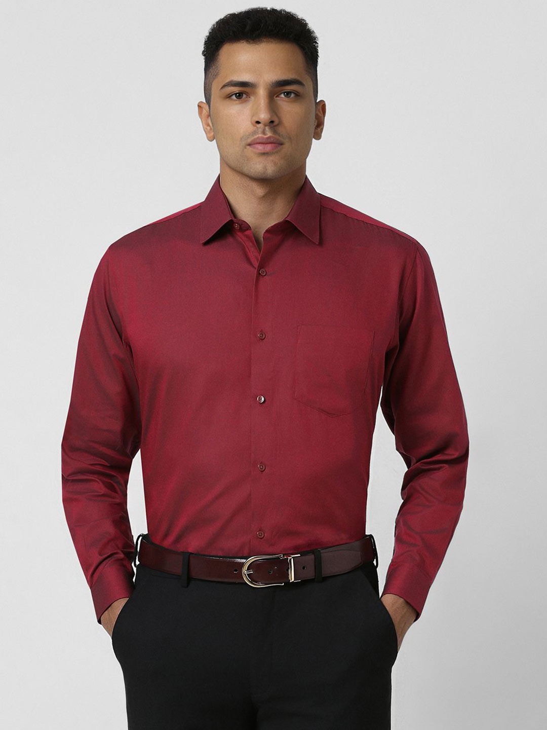 

Van Heusen Men Spread Collar Solid Cotton Slim Fit Formal Shirt, Maroon