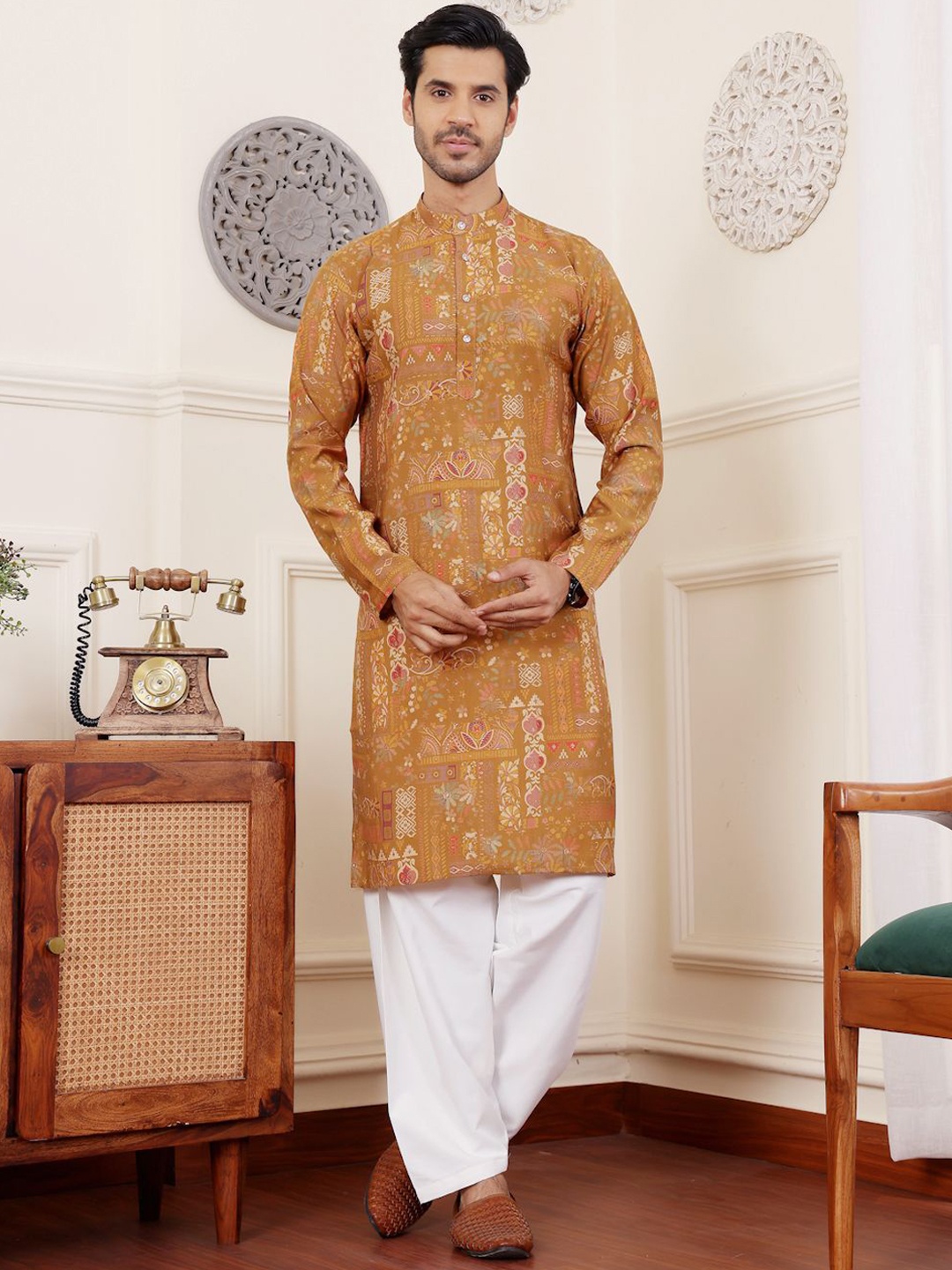 

Rawayi Ethnic Motifs Printed Regular Straight Kurta, Brown