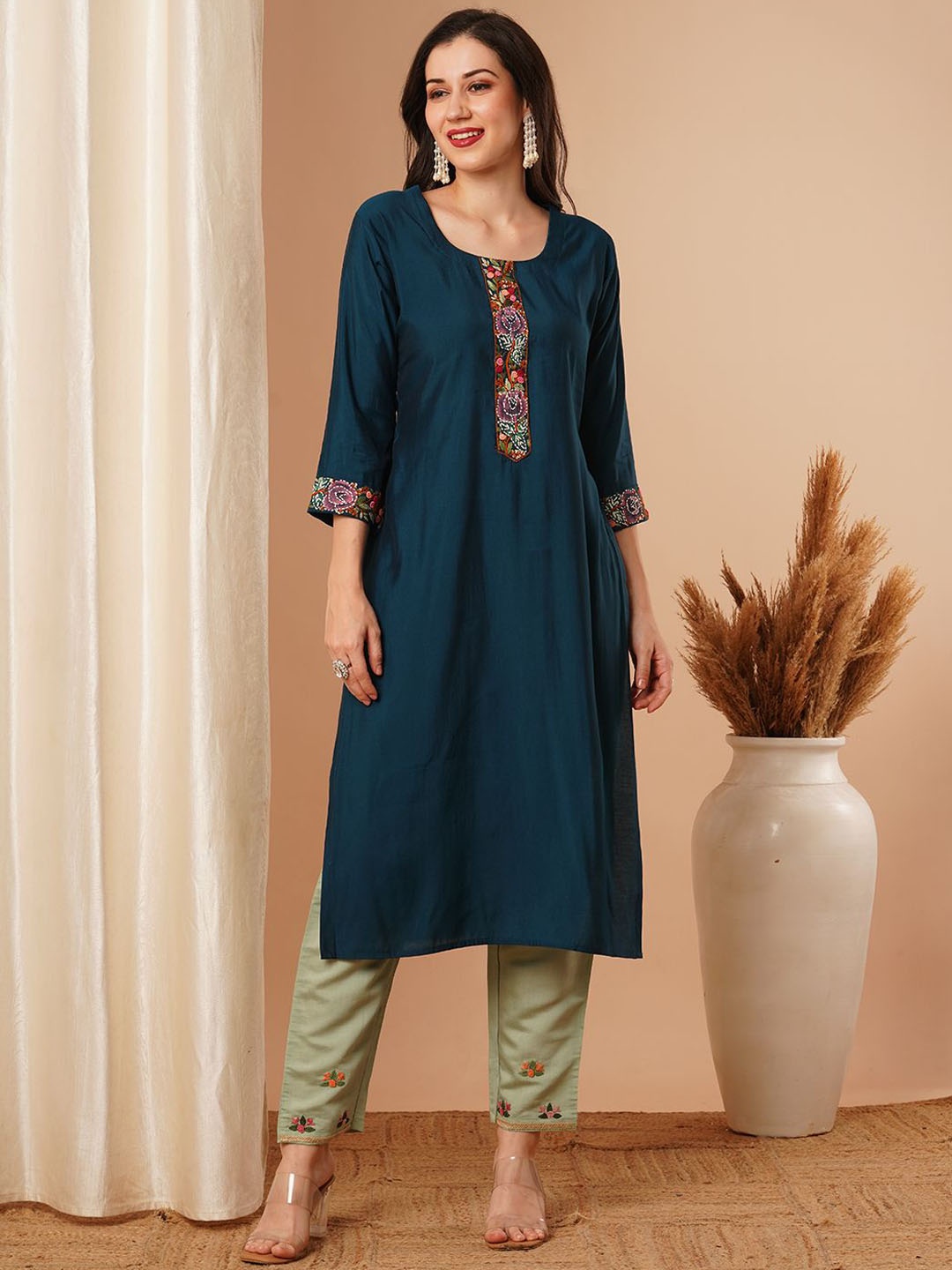 

FASHOR Ethnic Motifs Embroidered Straight Kurta, Teal