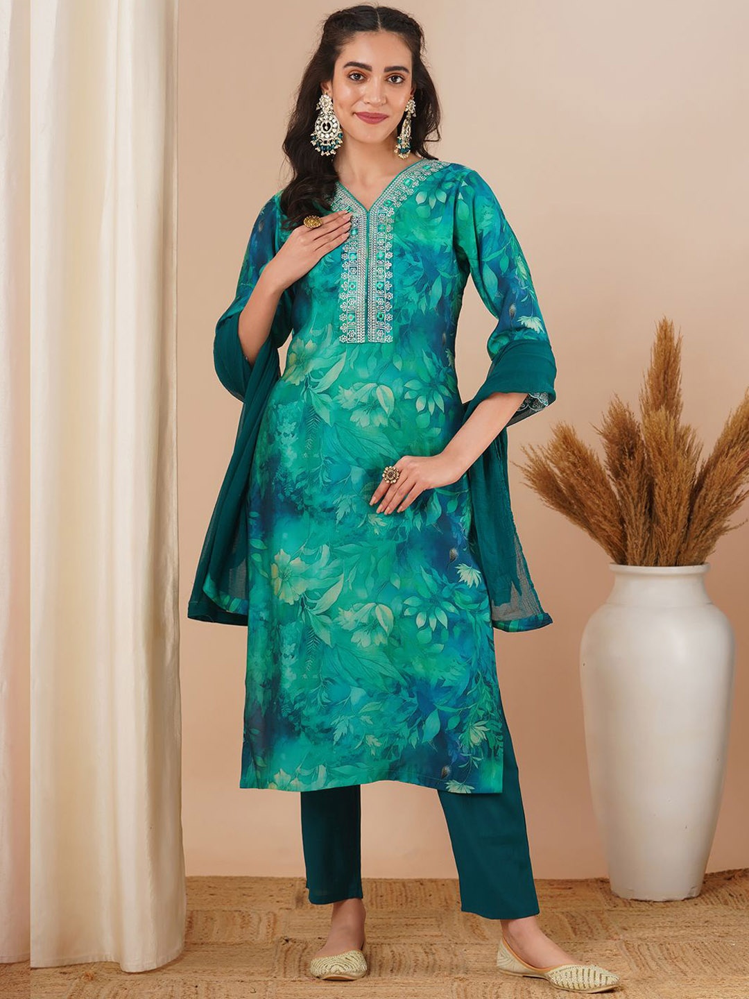 

FASHOR Floral Printed Straight Mirror Work Kurta with Trousers & Dupatta, Sea green