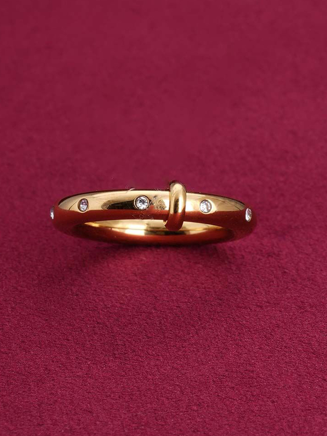 

PALMONAS Anti Tarnish Gold-Plated Stainless Steel Stone Studded Irregular Finger Ring