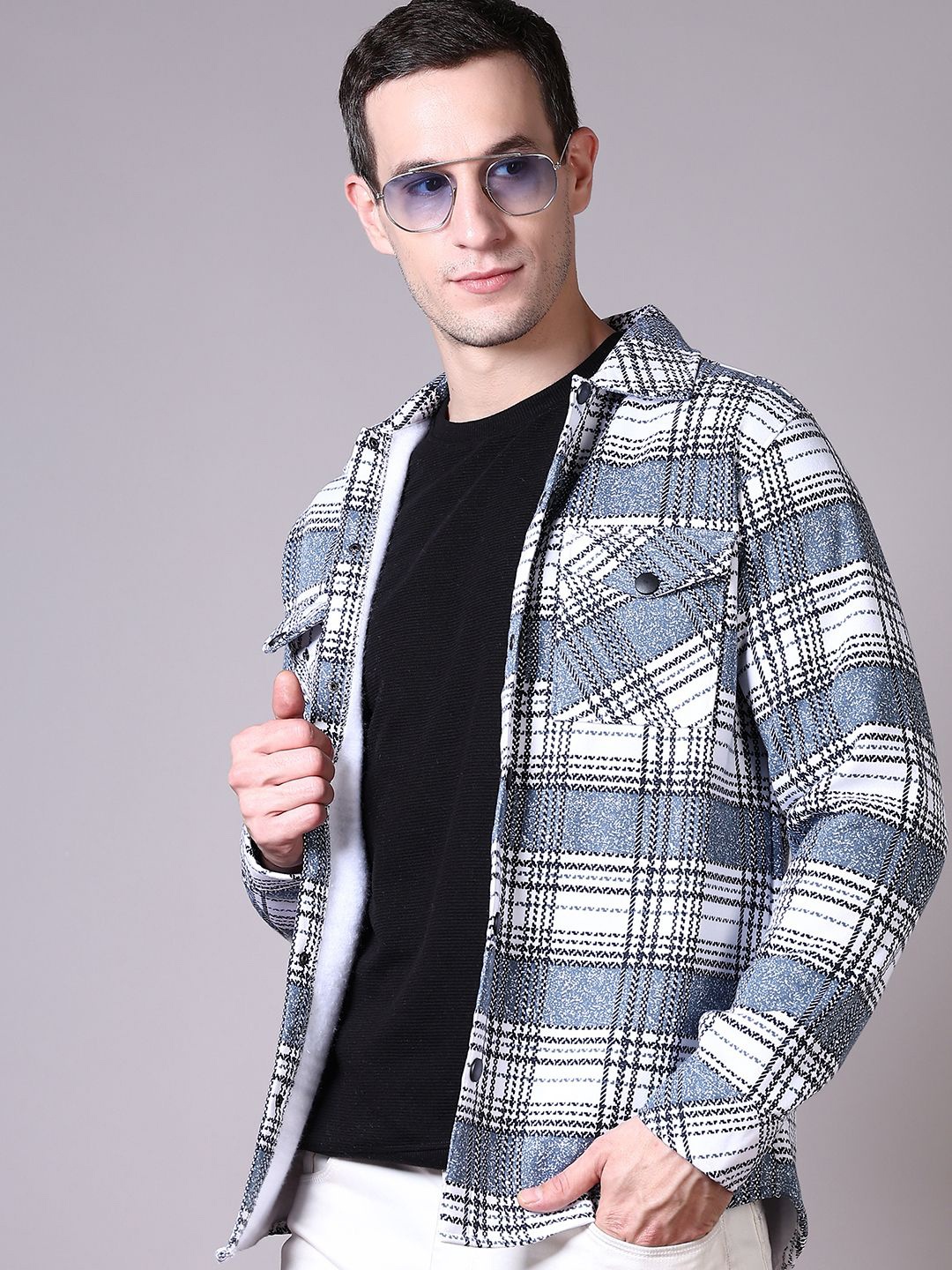 

V-Mart Men Shirt Collar Checked Sweatshirt, White