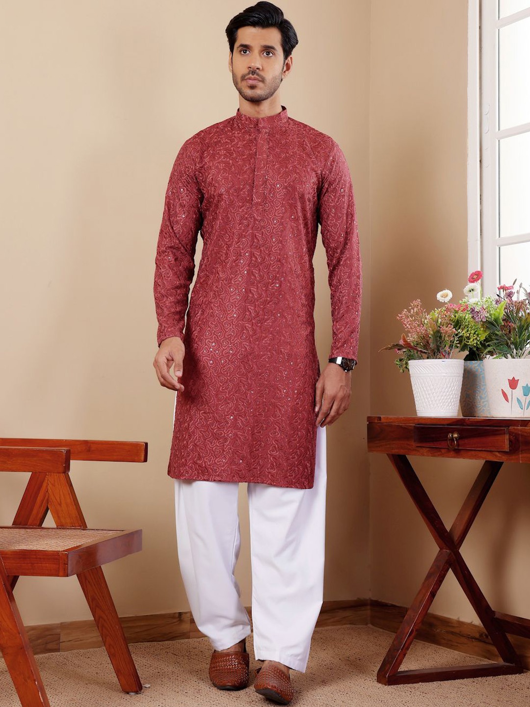 

Rawayi Geometric Embroidered Chikankari Band Collar Straight Kurta, Rose