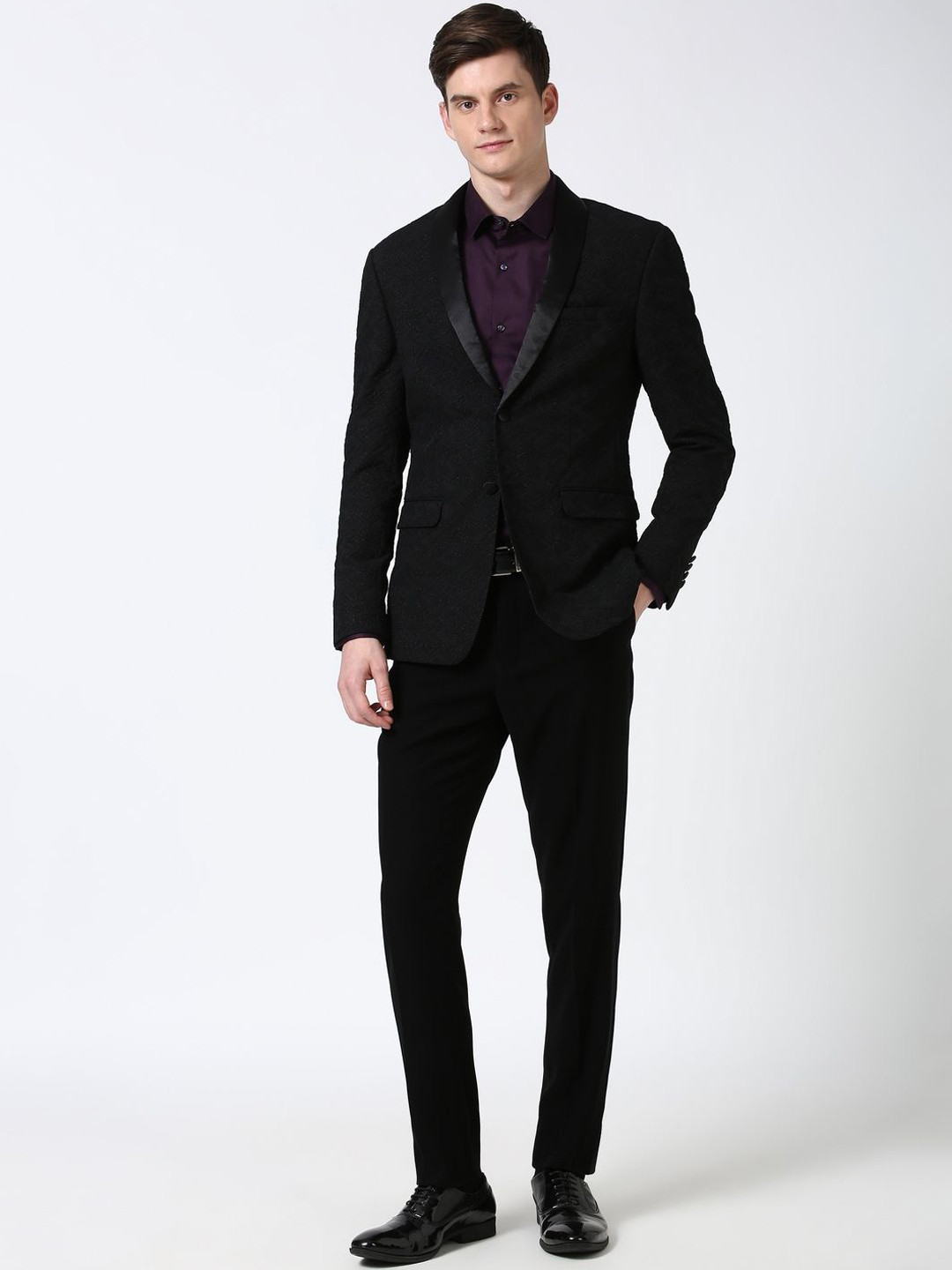 

Peter England Elite Men Self-Design Slim-Fit Single-Breasted Two-Piece Party Suit, Black