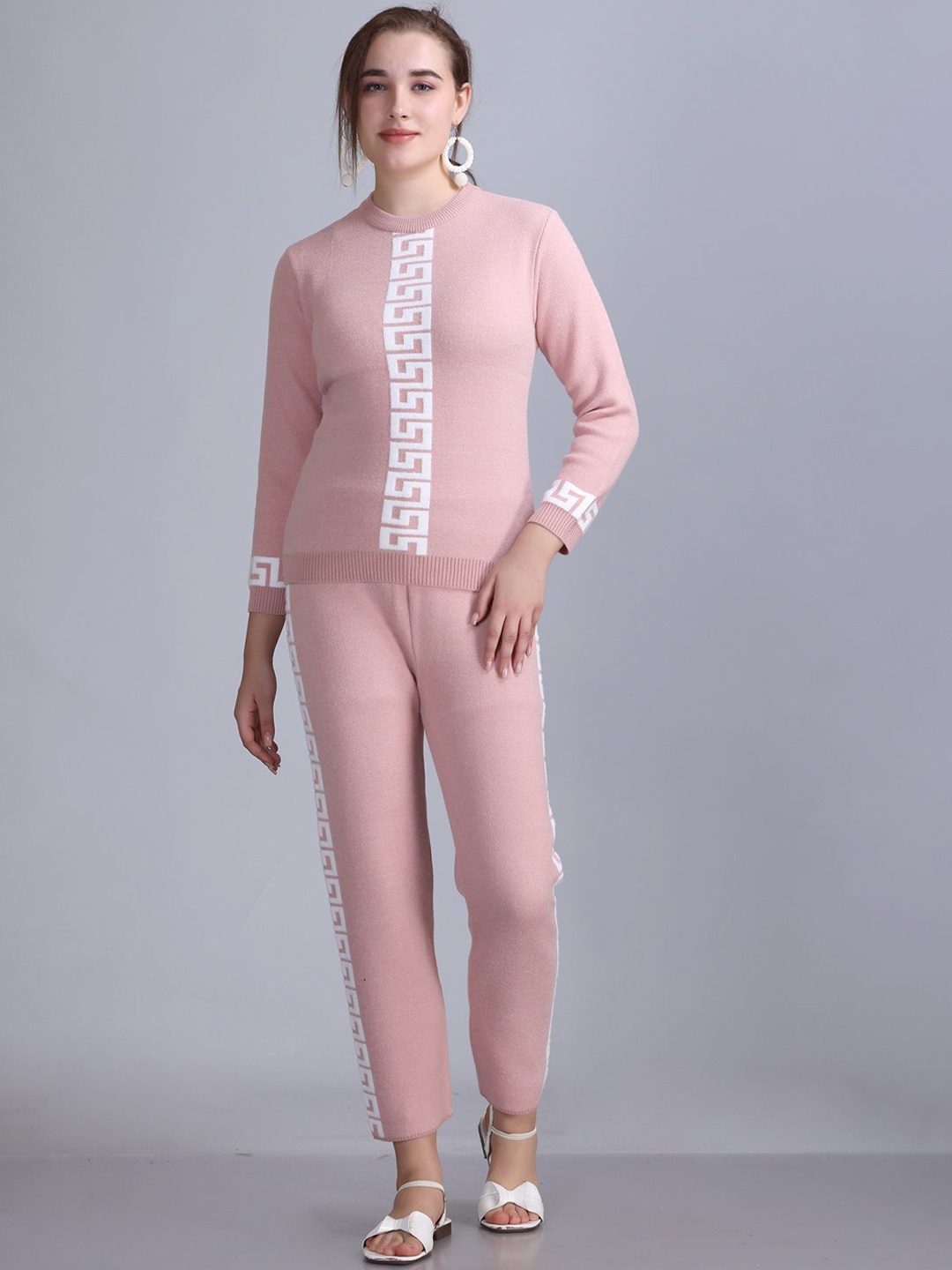 

MONTREX Self Design Woolen Knitted Top & Trouser, Pink