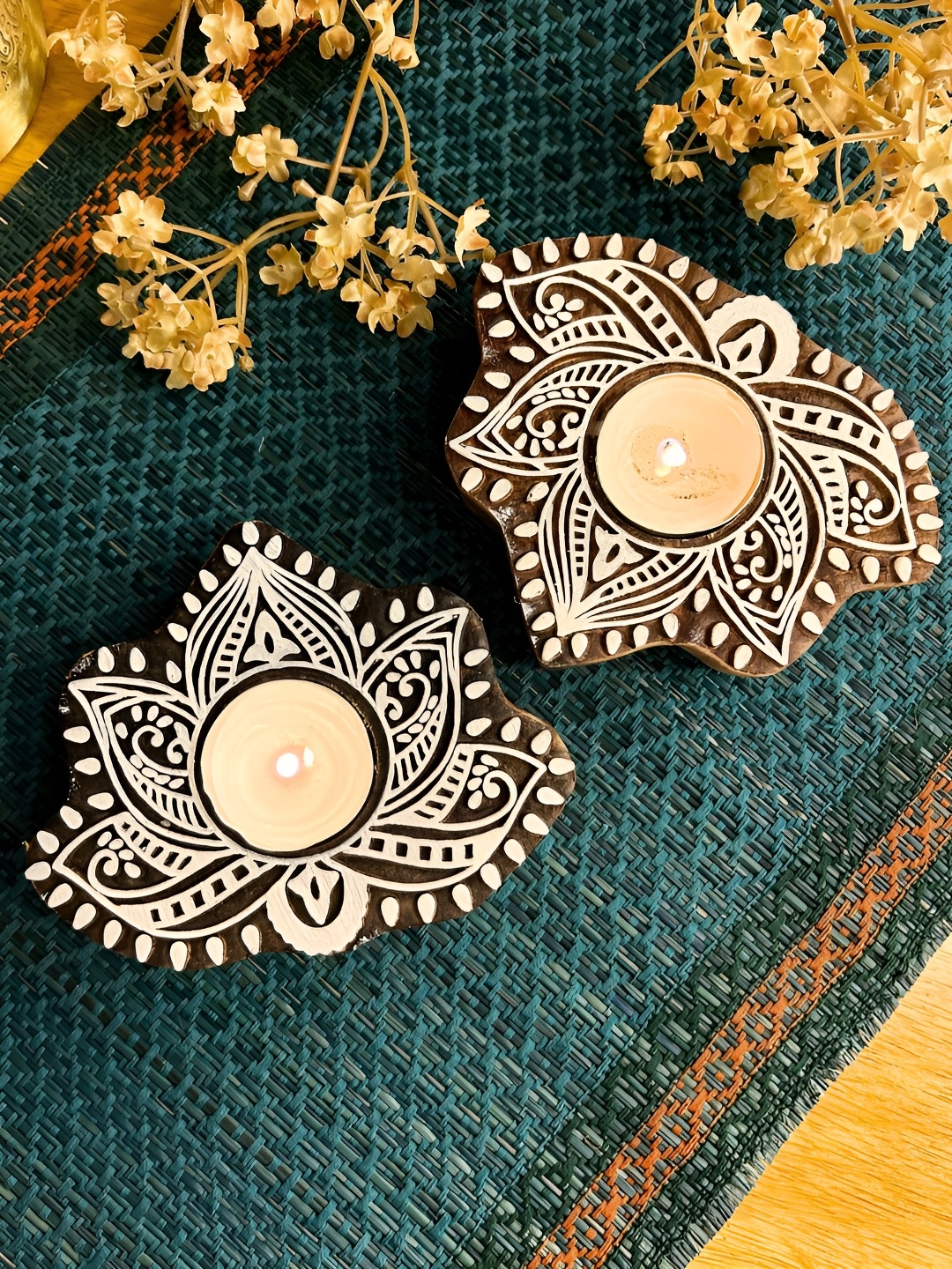 

Peepul Tree Brown & White 2 Pieces Wooden Lotus Candle Holders