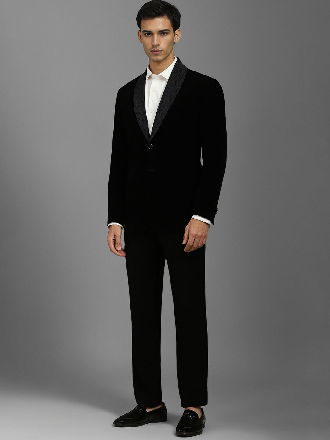 

Louis Philippe Men Embellished Slim-Fit Single-Breasted Two-Piece Formal Suit, Black