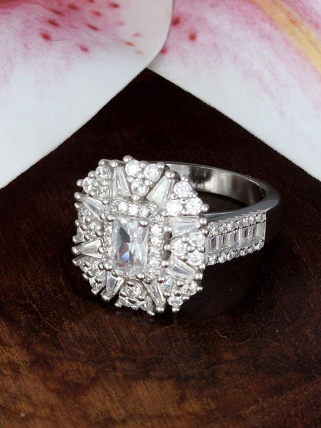 

Tuanz Silver Jewelry Magnus 925 Sterling Silver Rhodium Plated CZ-Stone Studded Ring