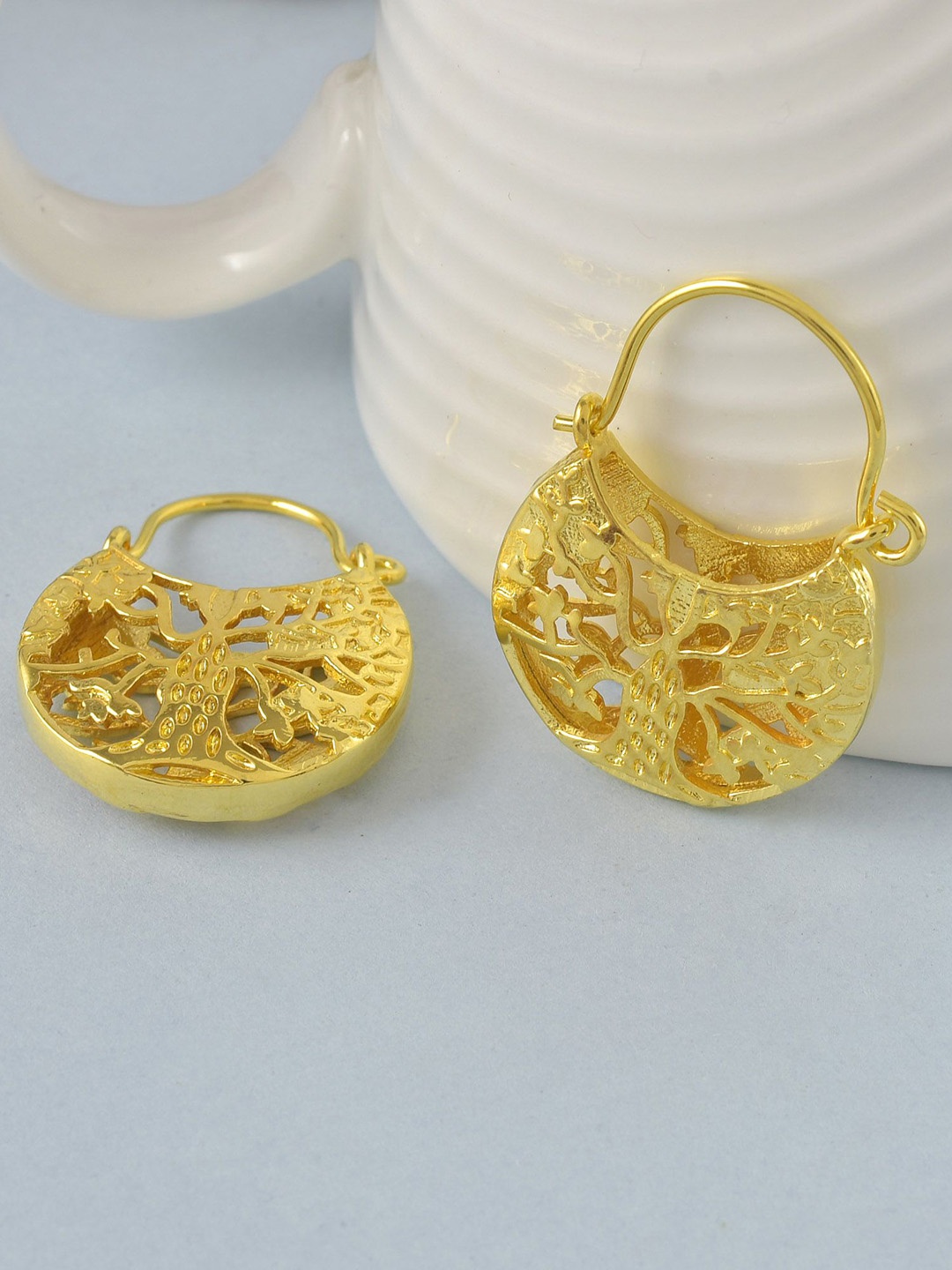 

MEMOIR Gold-Plated Floral Shaped Hoop Earrings
