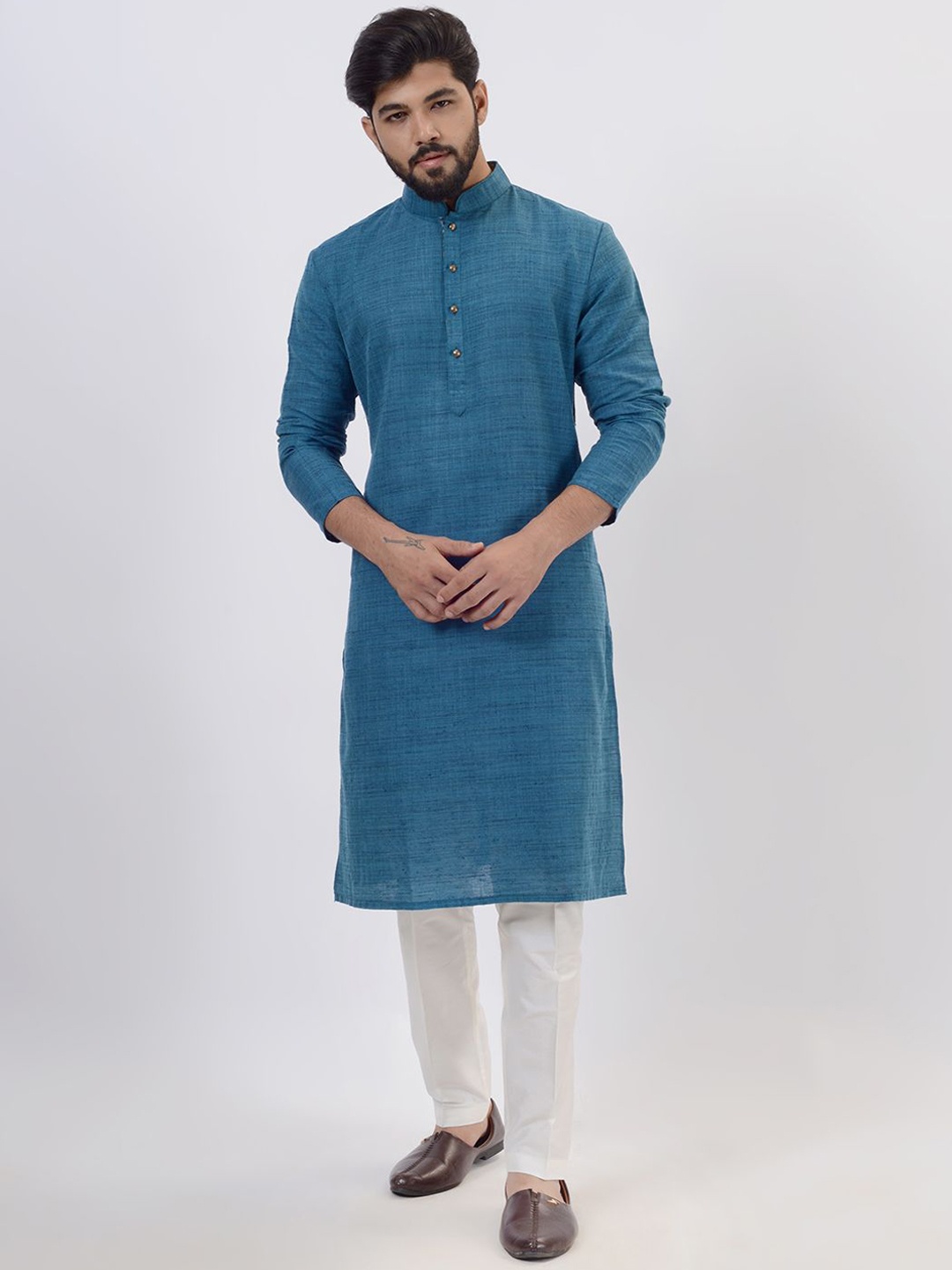 

azania Mandarin Collar Long Sleeves Regular Straight Kurta, Blue
