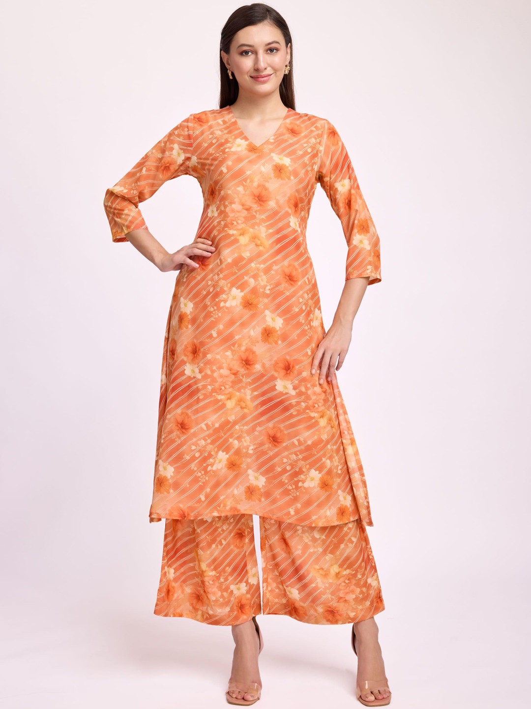 

KAYOMMI Floral Printed Kurta with Palazzo, Orange