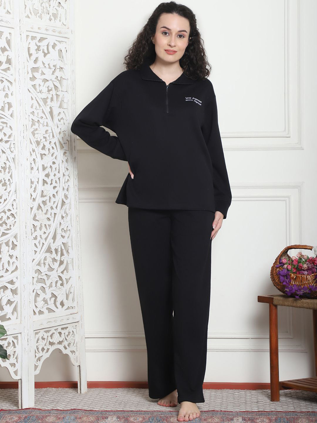 

Kanvin Women Long Sleeves Night suit, Black