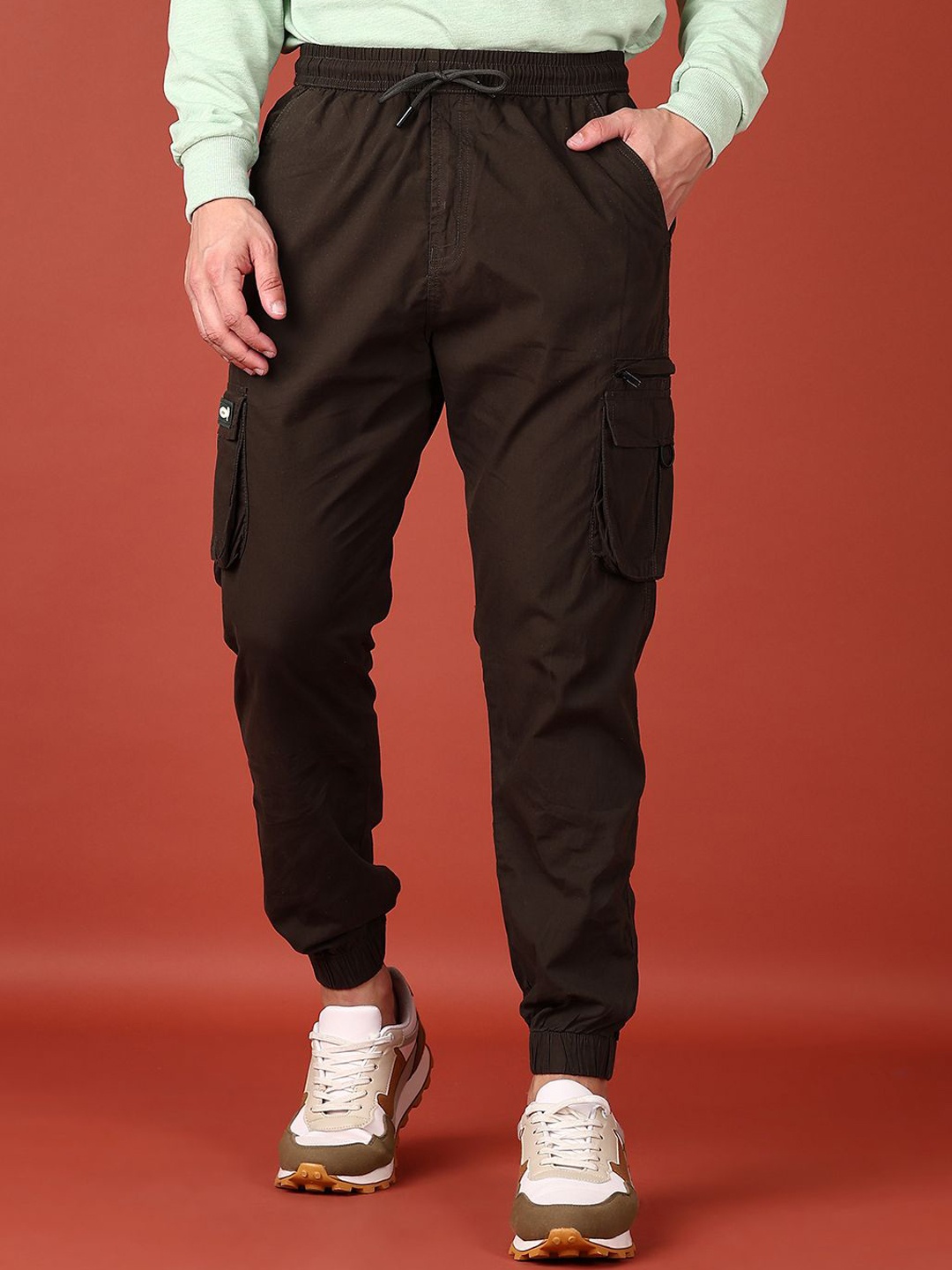 

V-Mart Men Mid- Rise Joggers, Brown