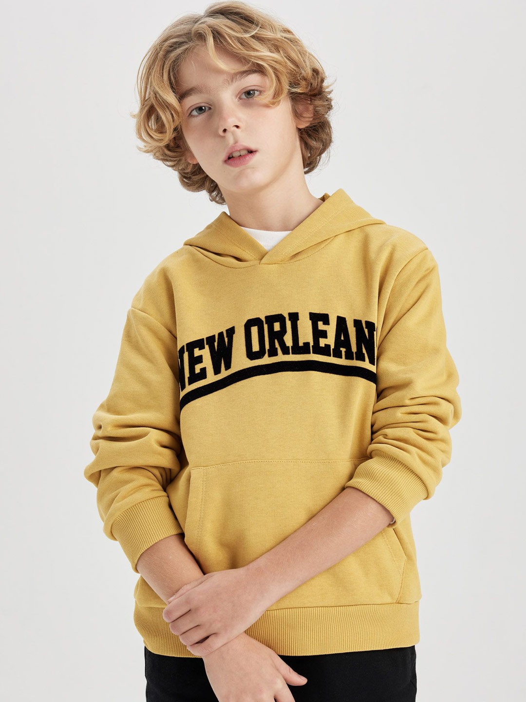 

DeFacto Boys Typography Printed Cotton Hooded Pullover, Mustard