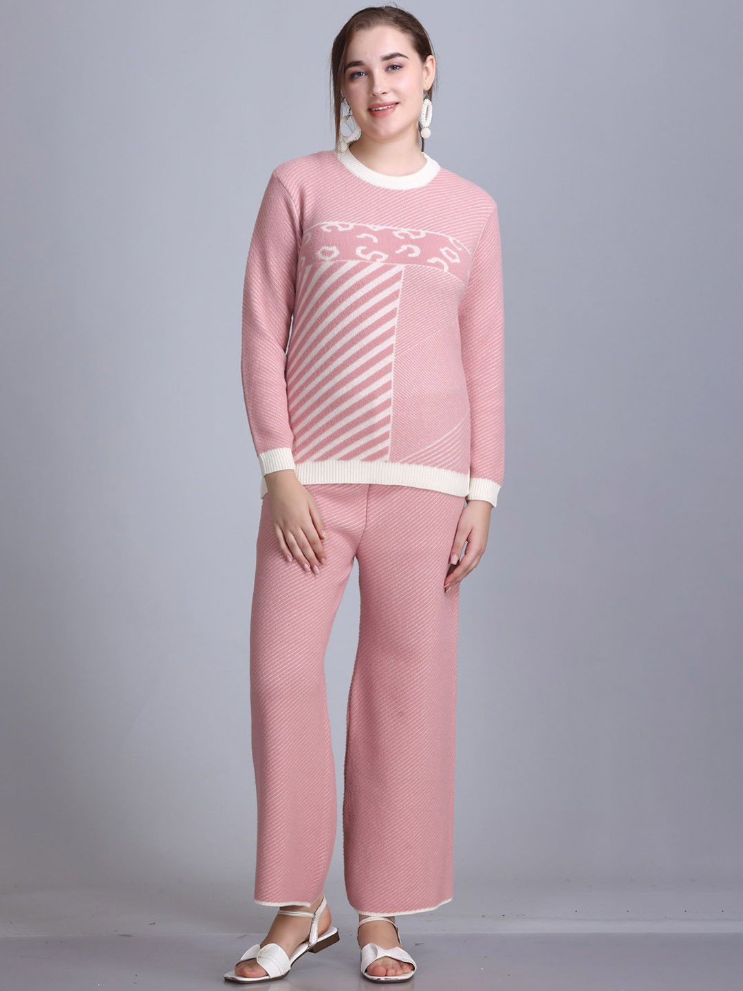 

MONTREX Woven Design Round Neck Long Sleeves Sweater With Trouser, Pink